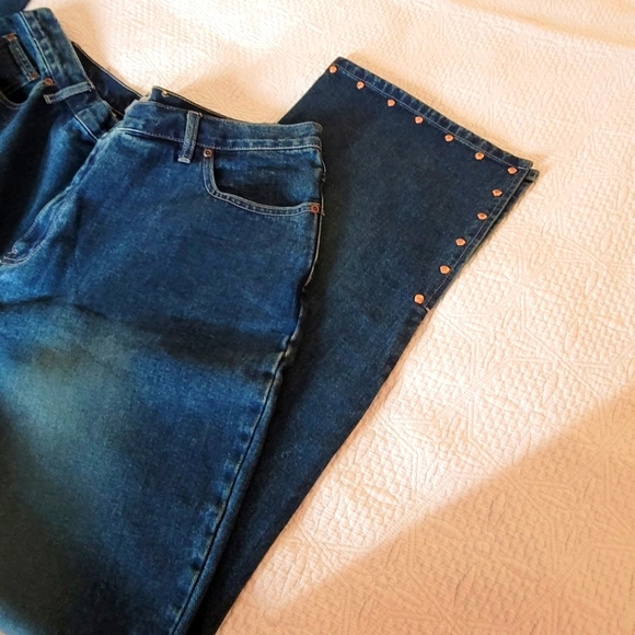 Faded Glory Dark Blue Wash Studded Women's Jeans  20W NWOT ( 👀 @ picture # 10) - Picture 6 of 15